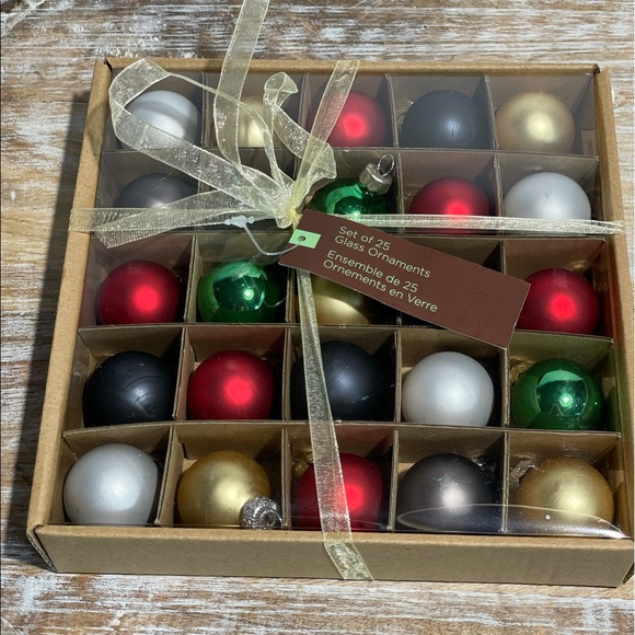 Vintage Christmas Mini glass bulbs 24 set - Picture 5 of 5